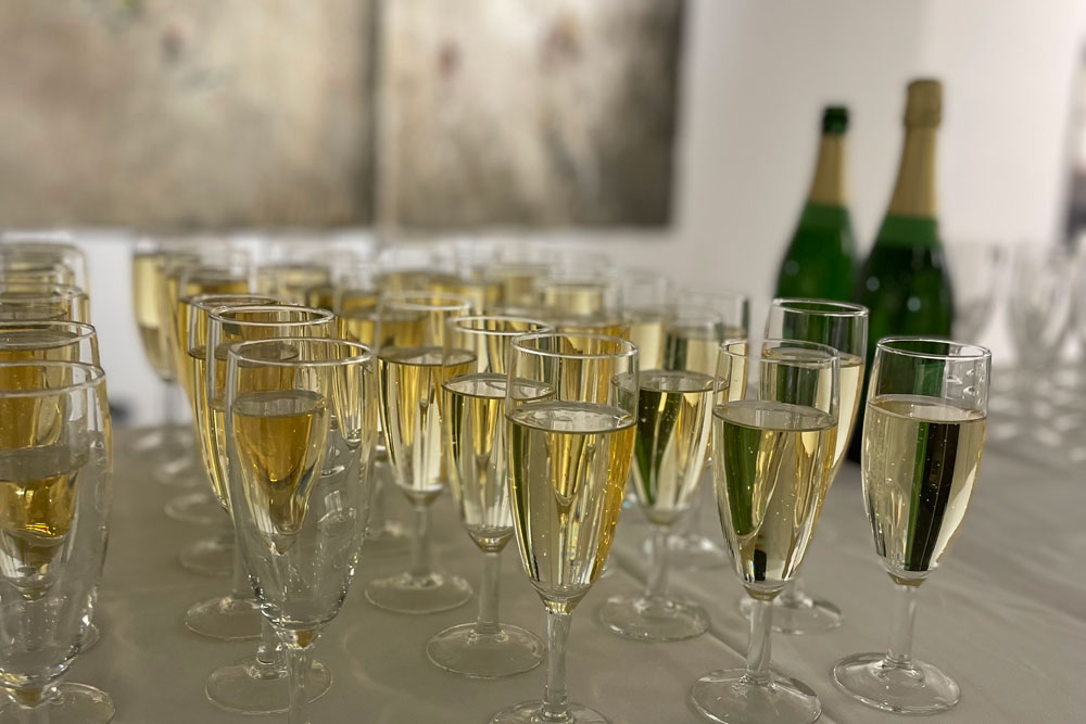 Några glas med bubbel