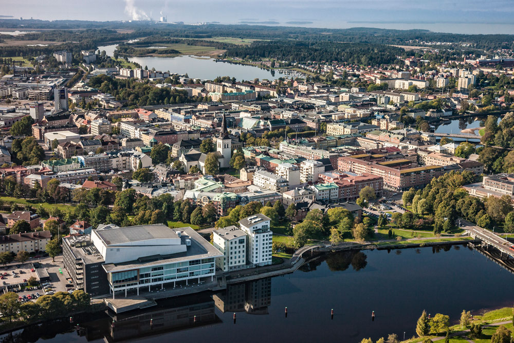 En drönarbild av Karlstad